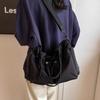 Leisure Large Capacity Tote Bag Women's Fashionable Nylon Cloth Shoulder Bag Daily Commuting Crossbody Bag Multi Pocket Handbag