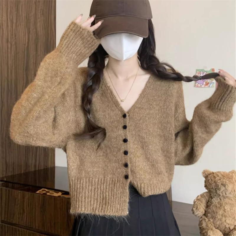 

2025 autumn and winter new Korean simple lazy wind knitted cardigan women s v-neck long-sleeved casual sweater jacket women One Size верблюд