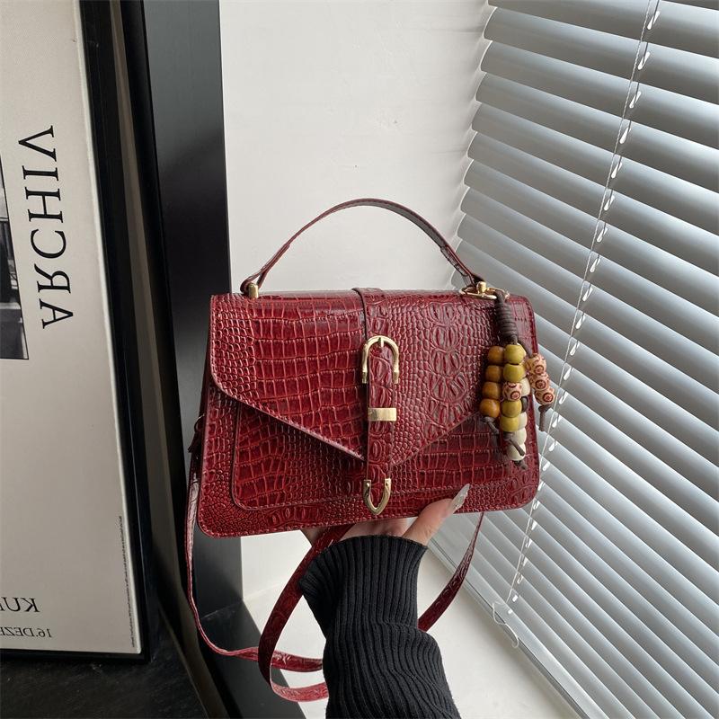 Vintage Brown Crocodile Pattern Messenger Bag Retro Handbag With Gold Hardware For Women Daily Commute Fashi Purse