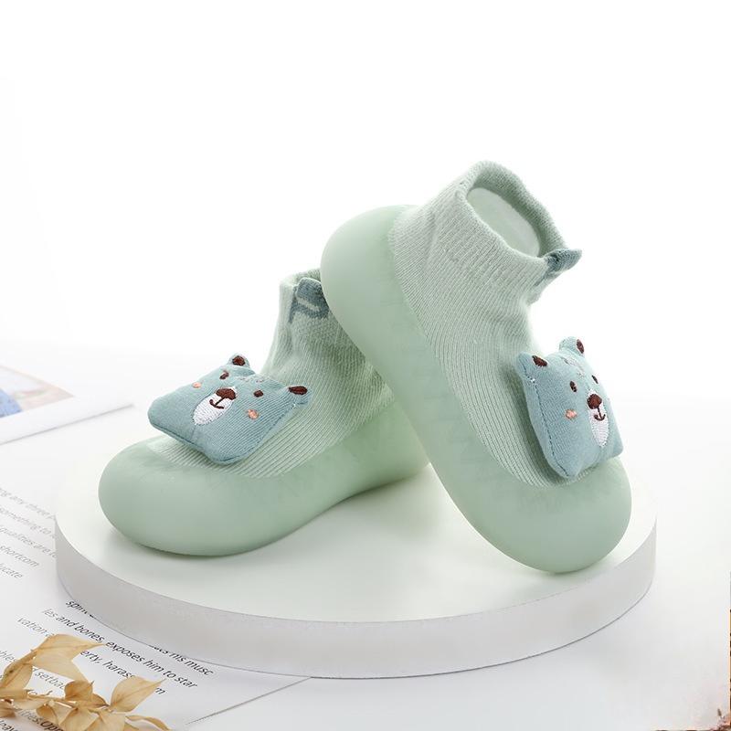 Boys and Girls Cartoon Slip-on Shoes with Anti-slip Sole and Soft Bottom