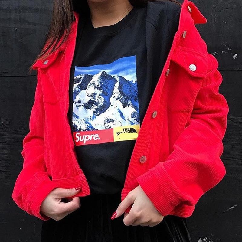 Vibrant Woman's Summer Street Snow Mountain Print Short Sleeve Hip Hop T-shirt