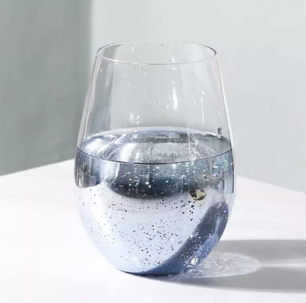 Set of 2 glitter coffee mugs, matching glass cups, pink and blue, perfect as a gift. 570ml.