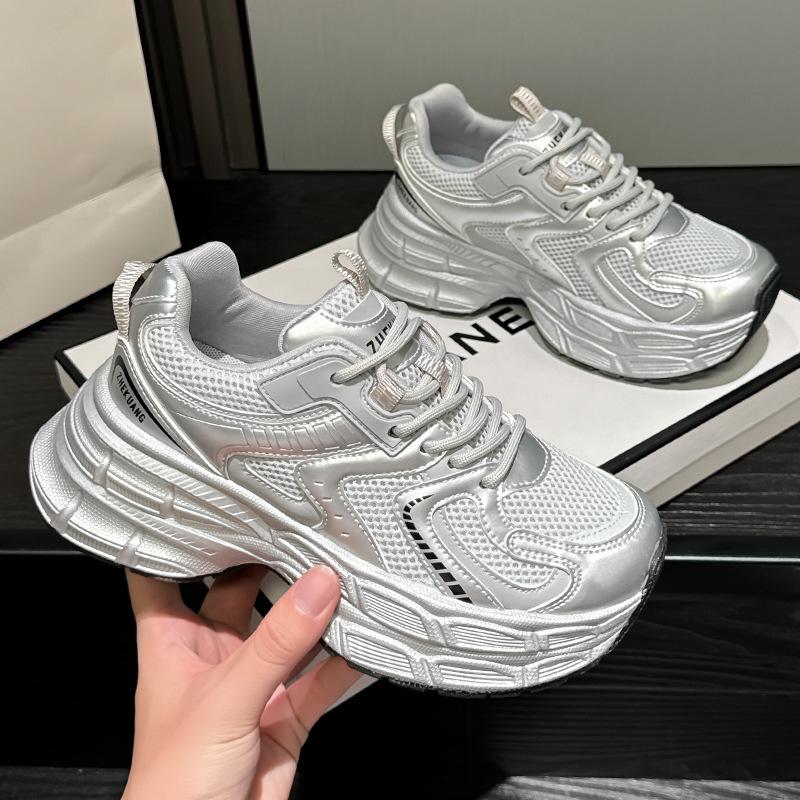 ins new sports student shoes spring and autumn running dad shoes platform height increase casual street shot