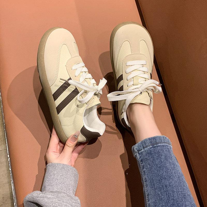 Retro soft-soled German training shoes for women's 2025 spring and autumn new ugly and cute versatile, lightweight and explosive casual sports little