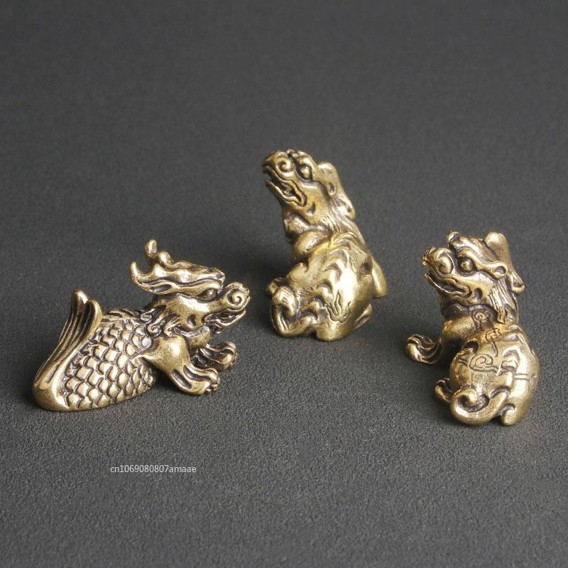 Retro Brass Mythical Beast Miniatures Figurines Tea Pet Retro Copper Animal Kirin Small Statue Desktop Home Decoration Ornament