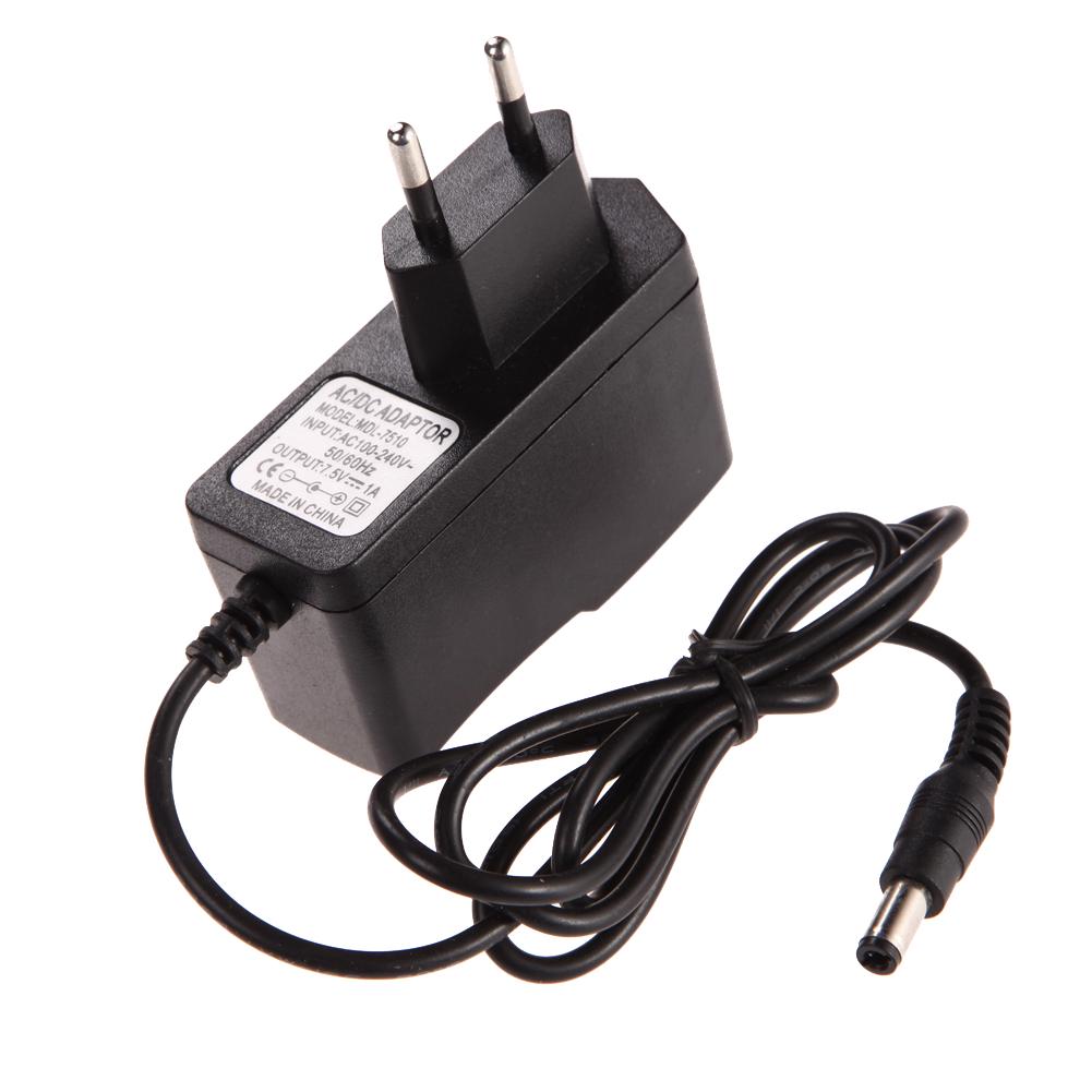 AC 100-240V 5V 1A 1000mA Konverter Adapter DC 5,5 x 2,5 MM EU Steckerladege