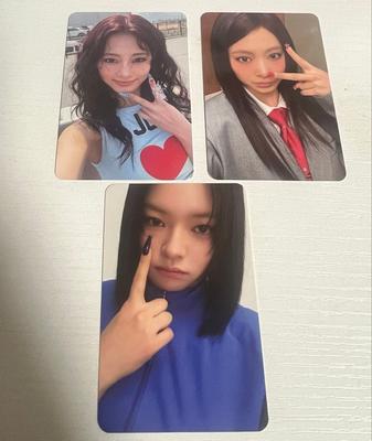 [USED] TWICE Jeongyeon Tzuyu Trading Card