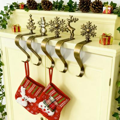 וו לגרב חג המולד, מתלה גרב מתכתי מונע החלקה, וו אייל, פתית שלג, איש שלג, עץ, וו למדף, לתליית קישוטי חג המולד, זרי פרחים, מסיבת בית