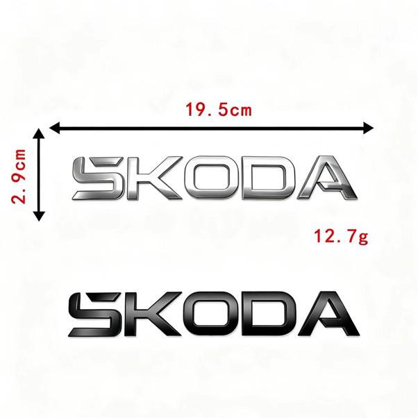 Neues SKODA Modell Kofferraum Logo Aufkleber - Englischer Buchstaben Emblem