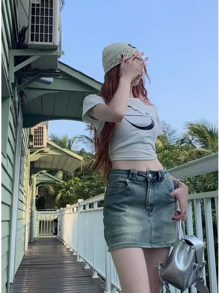 2025 Summer Women's High Waist Distressed Denim A-Line Skirt