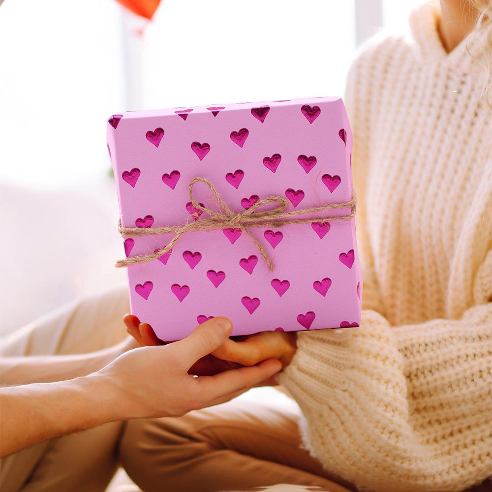 1roll Pink Heart Valentine's Day Wrapping Paper Pink Heart Design for Valentine's Day, Mother's Day Anniversary Birthday Wedding