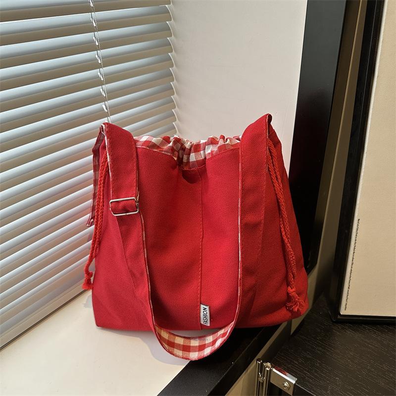 

Американский дизайн Джинсовая клетчатая сумка кроссбоди Универсальный регулируемый плечевой ремень Студенческая школьная сумка Дофаминовая сумка через плечо красный