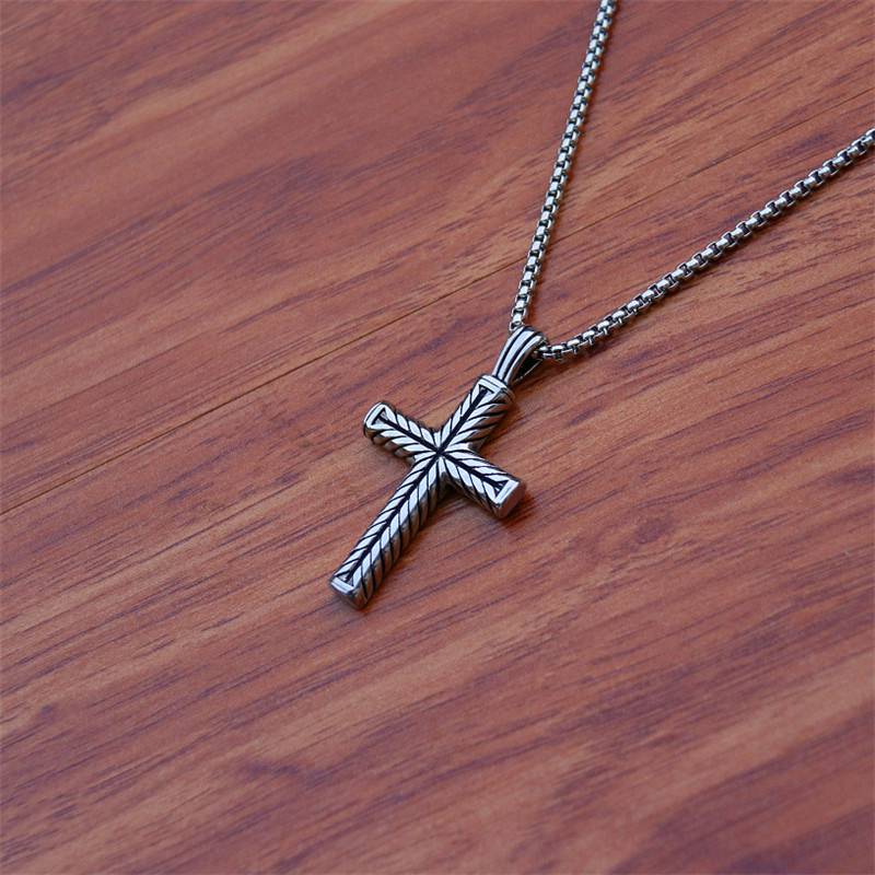 Halskjede Smykker Mote Vintage Rustfritt Kors Anheng