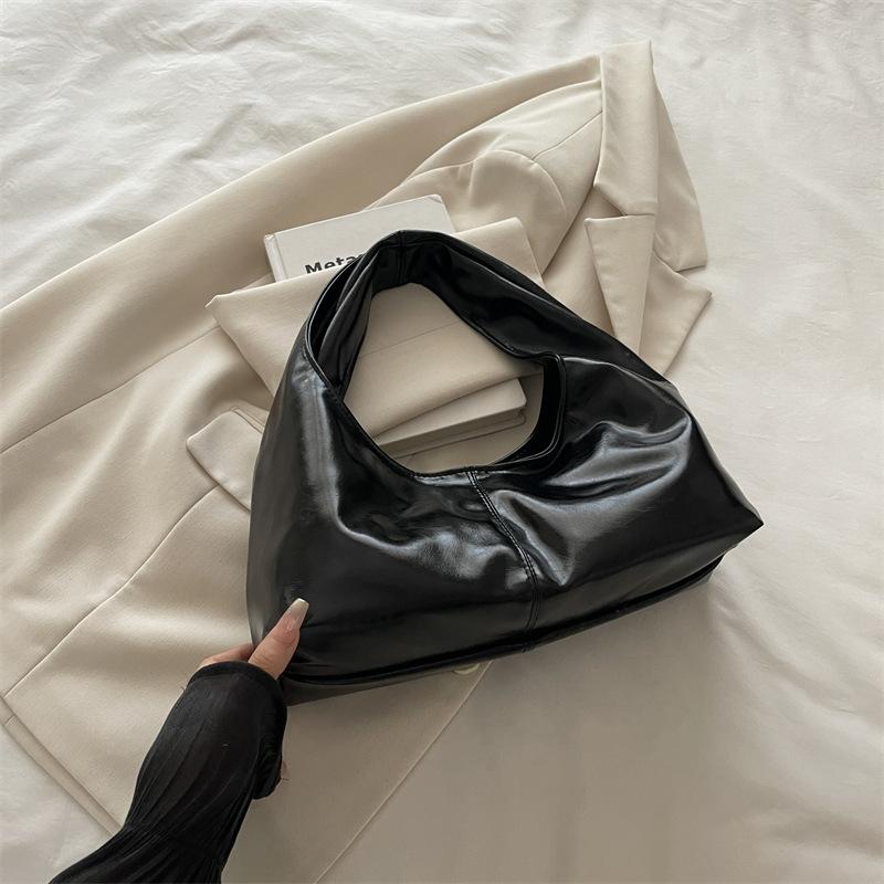 Vintage Commuting Texture 2026 Fashion Trend Large Capacity Korean Style Elegant Tote Shoulder Underarm Women's Bag