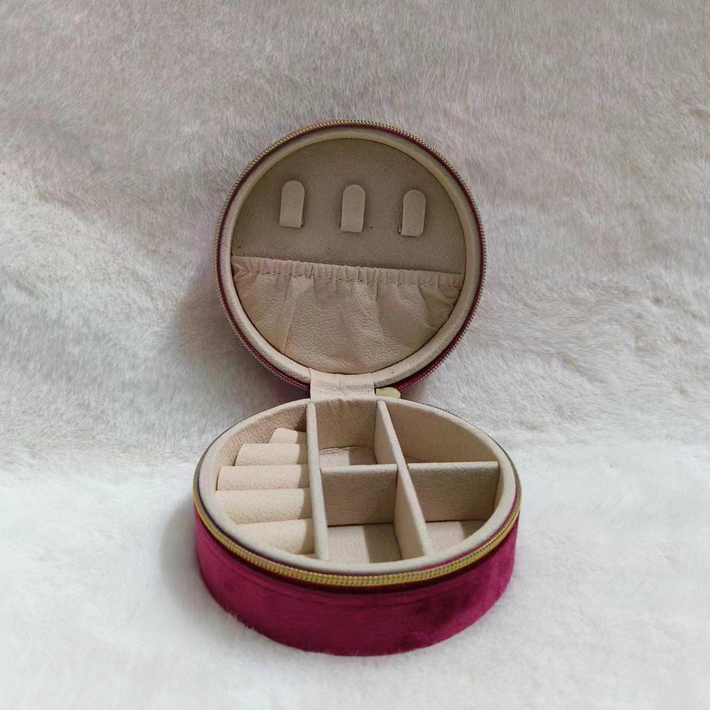 In Stock: Portable Velvet Round Jewelry Storage Box for Necklaces and Earrings