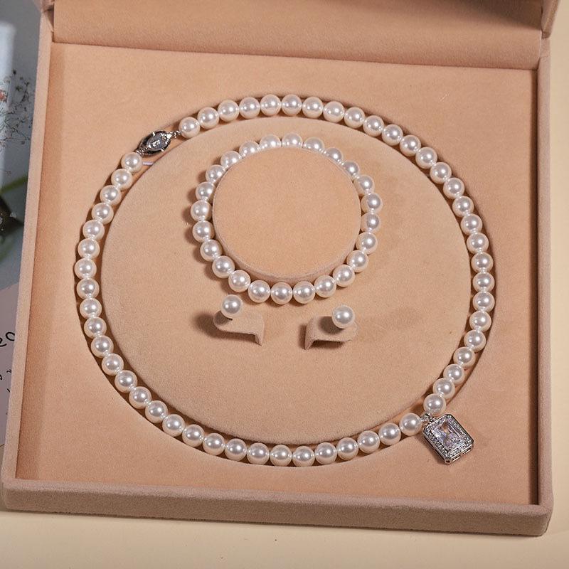 Natural Shell Pearl Necklace - Women's Clavicle Chain Set for Mother's Day Gift