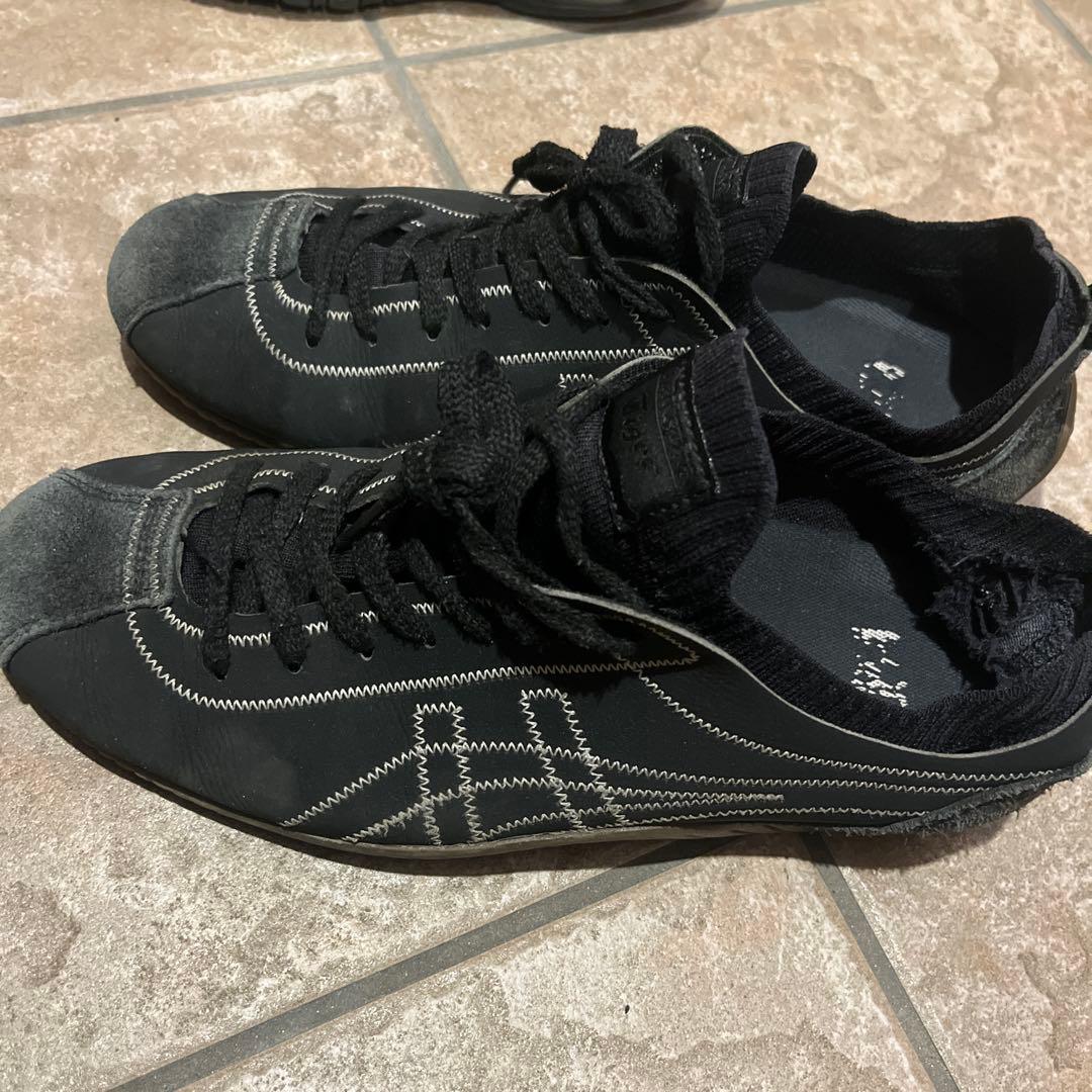 Onitsuka Tiger Black Sneakers