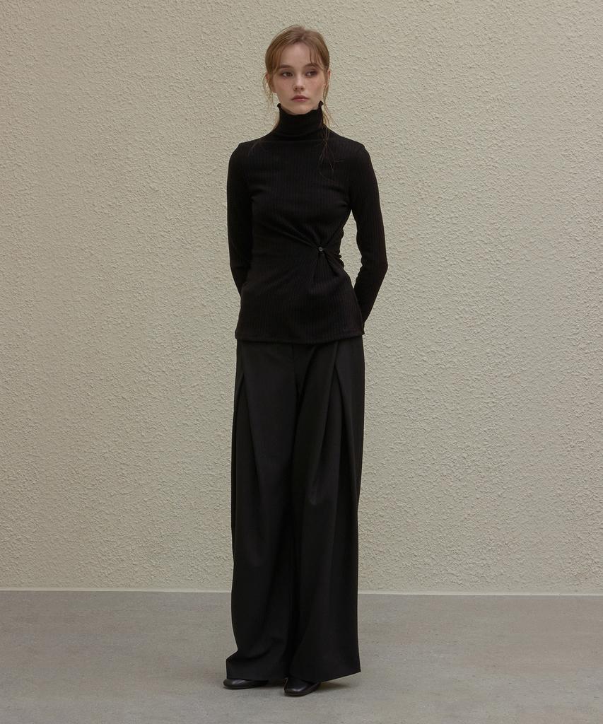 NORMOR Draping High Neck Knit Black