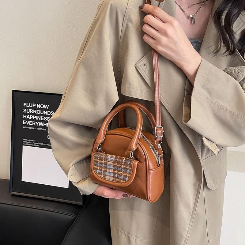 Unique Fashionable Single Strap Shoulder Bag Elegant Small Square Crossbody Bag For Women