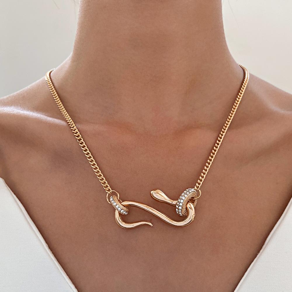 European and American Snake-shaped Design Open Neck Chain Women's Snake Shape Personalized Trend Wind Necklace