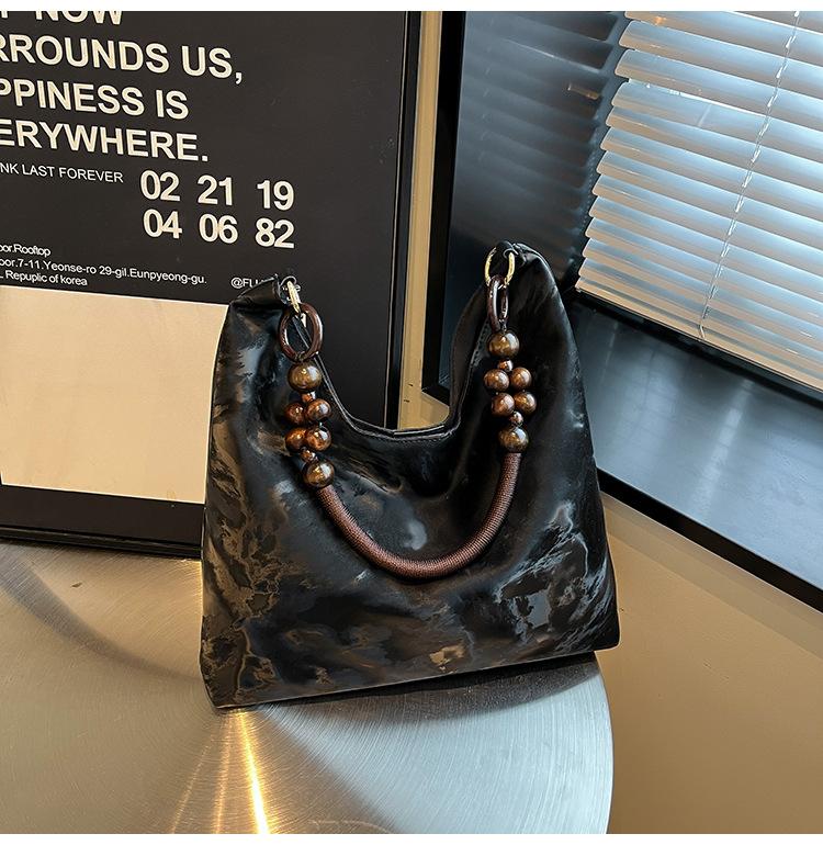 New tote bag fashionable large-capacity casual shoulder bag 2025 retro beaded handbag simple commuter women's bag