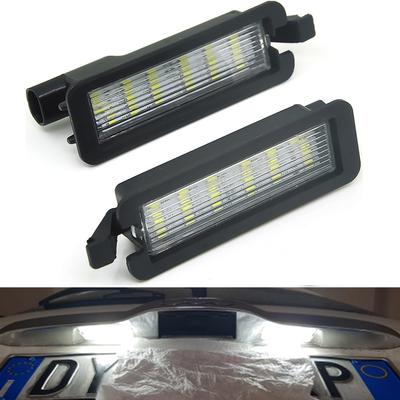 2 pezzi 18 LED CAN-bus senza errori bianchi 12V-24V per Dodge Charger Challenger Pacifica Jeep Compass RAM 1500 Lampada targa
