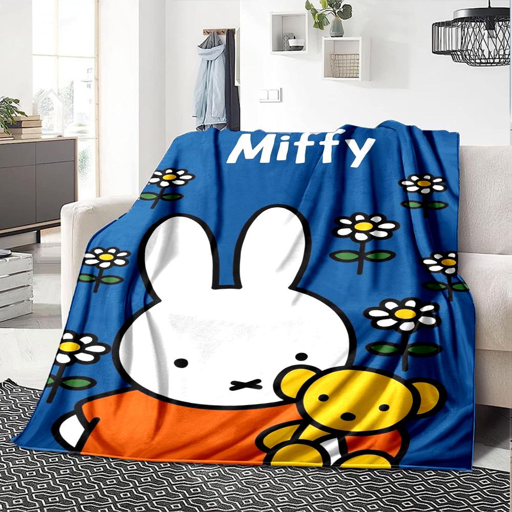 Miffy Print Flannel Blanket High Quality Warm Comfortable Cover for All Seasons Perfect for Gifts Home Decor