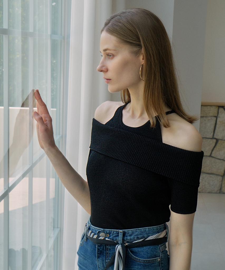 VLETI Viscose Strap-Detail Off-Shoulder Ribbed Knit (Black)