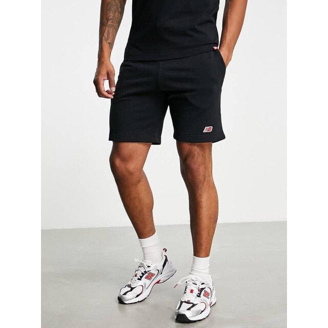 

Черные шорты с небольшим логотипом New Balance