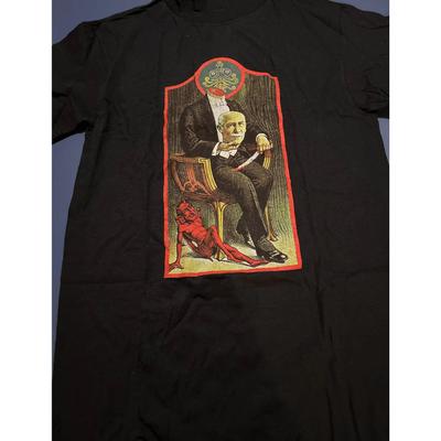 Na górę – T-shirty i koszulki