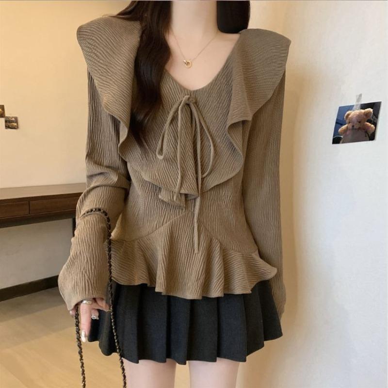 Francouzské volánkové tričko s V-výstřihem a zeštíhlujícím spodním dílem pro jaro a podzim pro ženy, krásná malá košilka