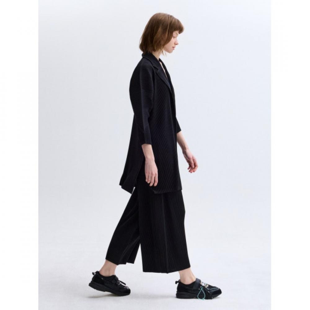Lapli Bold Pleated Tapered Pants Lppts126002
