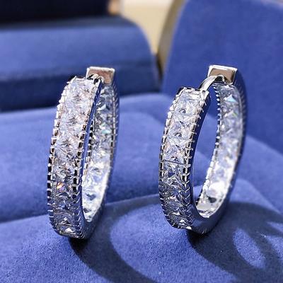 Nuovi orecchini a cerchio a forma di cerchio con zirconi quadrati di lusso per le donne, colore argento, moda, versatili anelli per le orecchie da donna, gioielli di tendenza