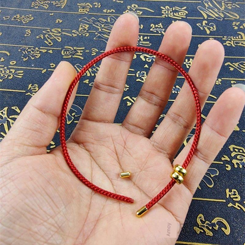 

Сверхтонкий водонепроницаемый стальной трос 2 мм Красный ручной ремешок Пряжка «Гороскоп» 2,5 мм Регулируемый браслет Носить 3D Твердые бусины-переводки из чистого золота Кожаный шнурок 2.5mm red semi-finished product