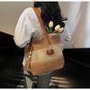 Holiday Wind Beach Straw Bag Women's Summer New Hollow Woven Bag Large Capacity Commuter Shoulder Armpit Bag