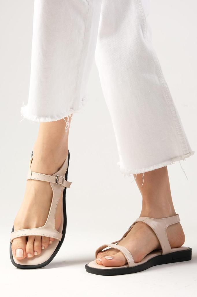 Sydney White Color Soft Sole Blunt Toe Women's Flat Sole Sandals