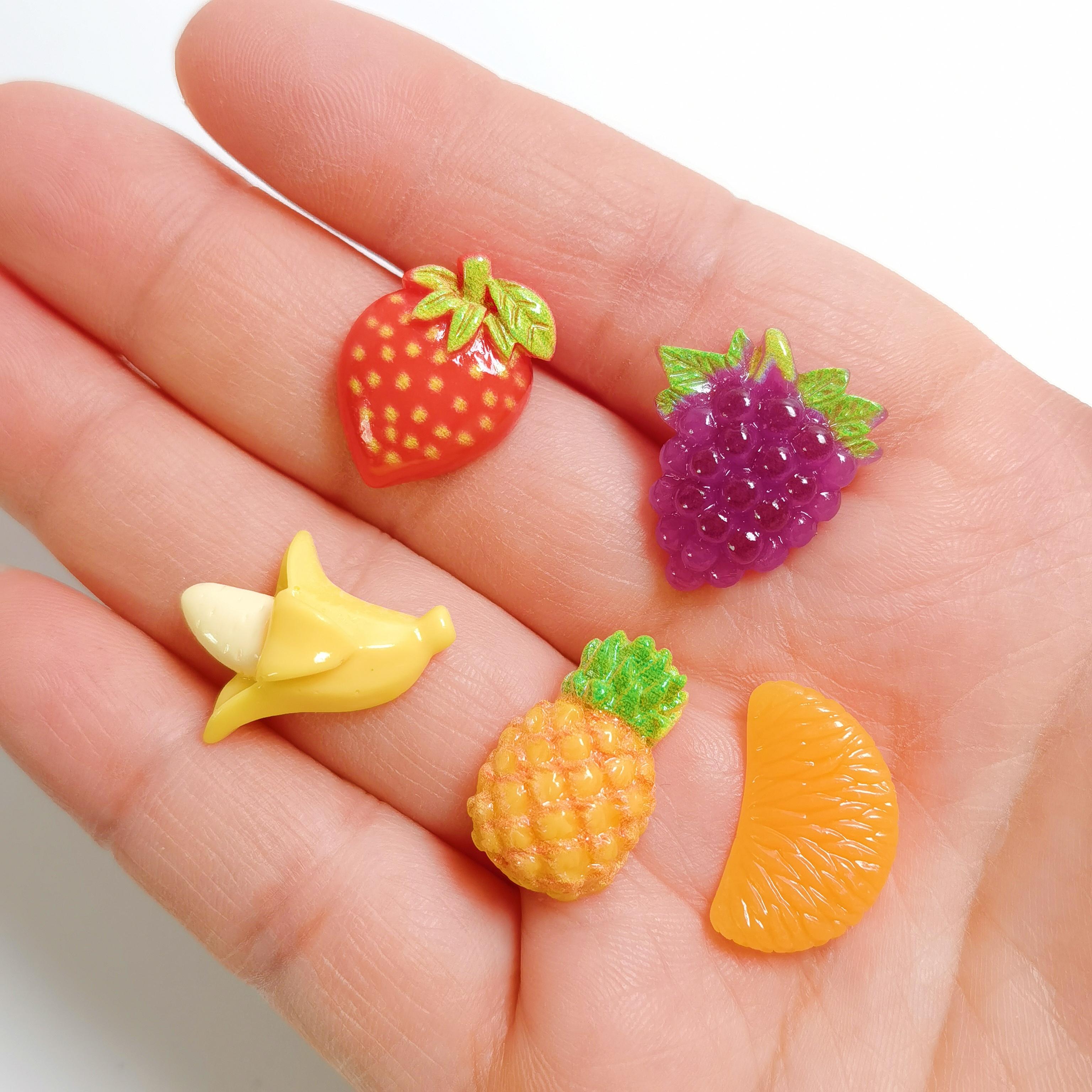 Sweet 100Pcs/Lot Miniature Resin Fruit Figurines Artificial Fruit Doll House Food Ornament No Hole Beads Display for DIY Jewelry about23*18mm-10pcs/bag