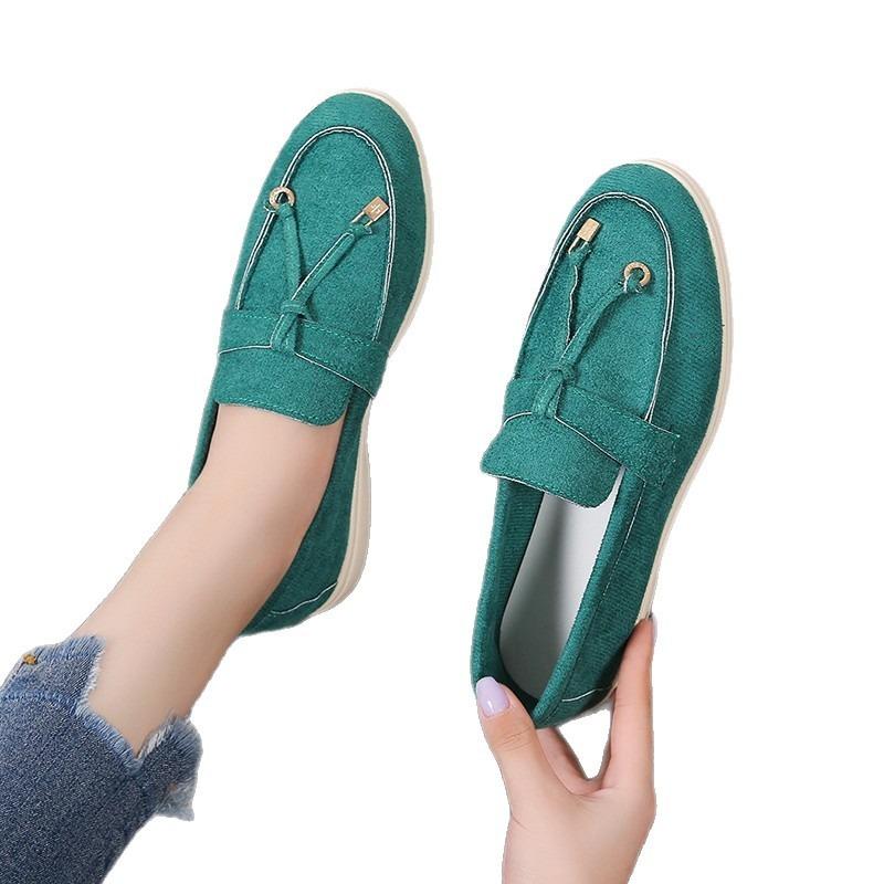 New Single Shoes Women's One-pedal Casual Large Size Round Head Suede Flat Shoes