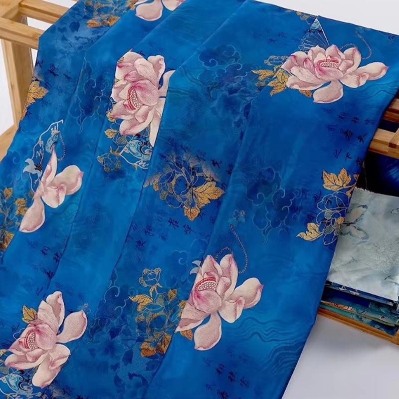 Krajinná hedvábná strečová saténová látka 50x150cm pro tradiční čínské vintage Hanfu Cheongsam dámské oblečení šaty šicí řemesla
