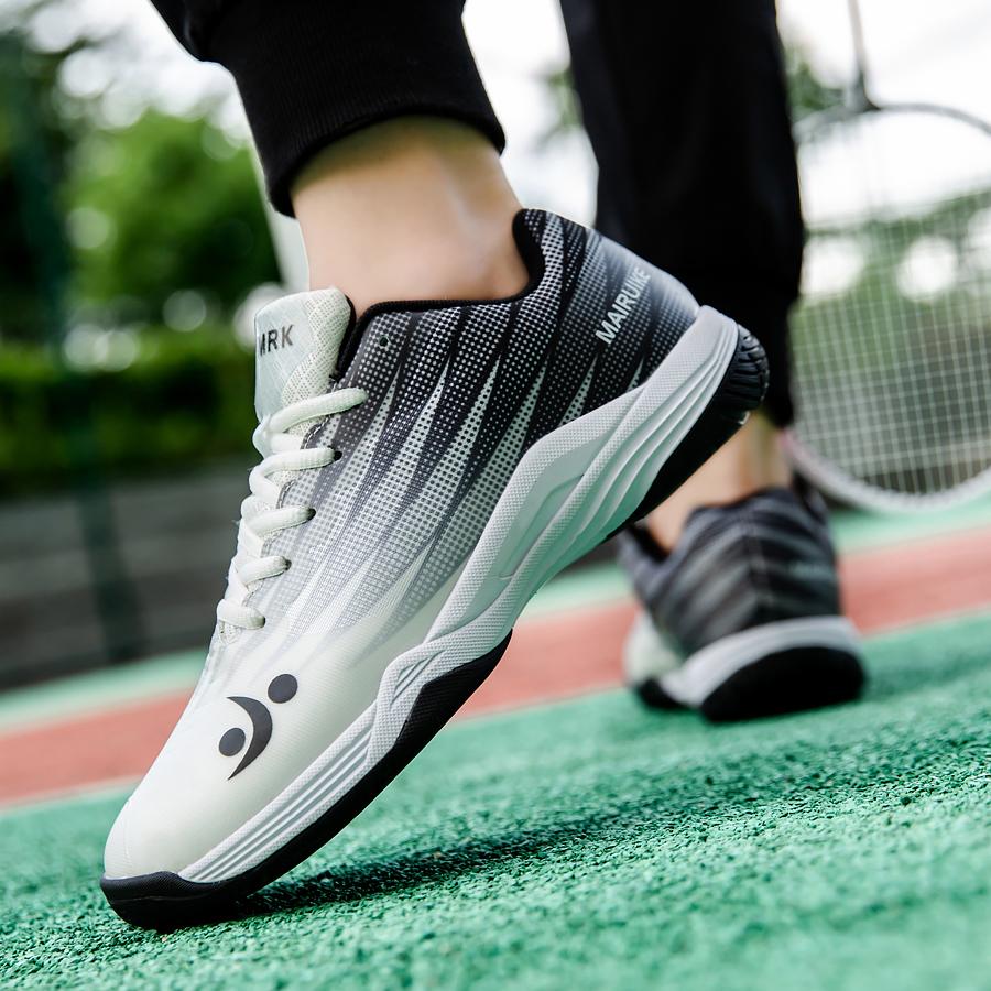 Professional Mens Badminton Shoes Professional Sports Shoes for Women Breathable Indoor Court Sneakers Competition Sports Shoes