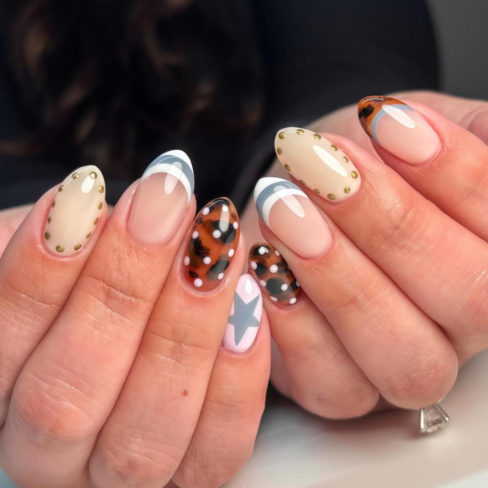 30 stuks kunstnagels spiraalvormig reliëf dopamine-geïnspireerde citroen- en sterontwerpen press-on nagels—Perfect als cadeau voor meisjes