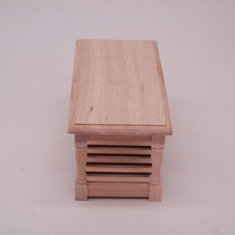 Miniature Sturdy Wood Table for Dollhouses Decoration and Girls' Role Playing Toy In 1 12 Scale Daily Casual Use