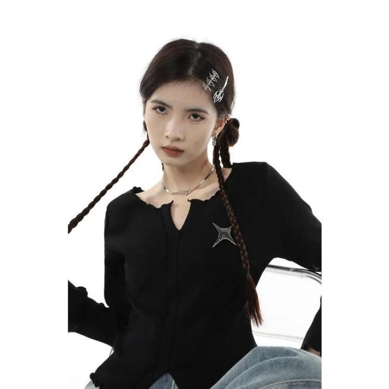 2KWEIRD Y2K Gothic Black Crop Tops Women Harajuku Grunge Graphic T Shirts Vintage V-neck Slim Long Sleeve Tees Kpop Aesthetic