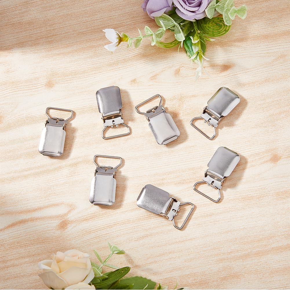 SUPERFINDINGS 15Pcs Iron Heavy Duty Rug Hanging Clips Platinum Metal Clip for Hanging Rugs 1.65x0.9inch Wall Clips Rug Grippers Heavy Duty Clips for