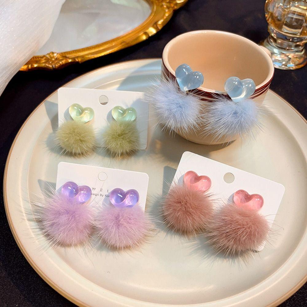 

Мяч плюшевые серьги-гвоздики Эстетические серьги в корейском стиле Креативные серьги-гвоздики в форме сердца Вечеринка