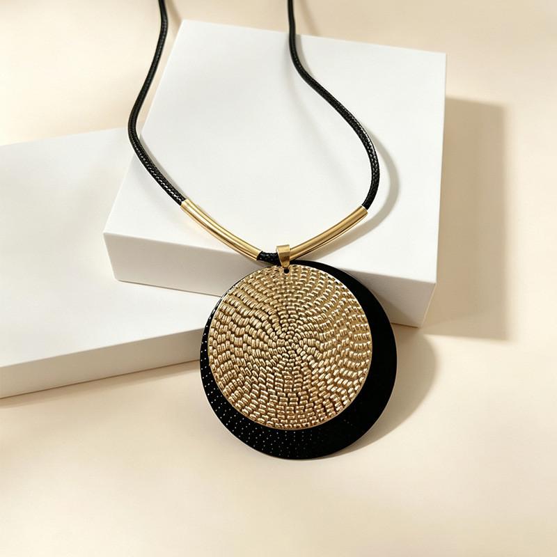 Modern Alloy Chain Necklace With Geometric Shape For Womens Fashion Accessory