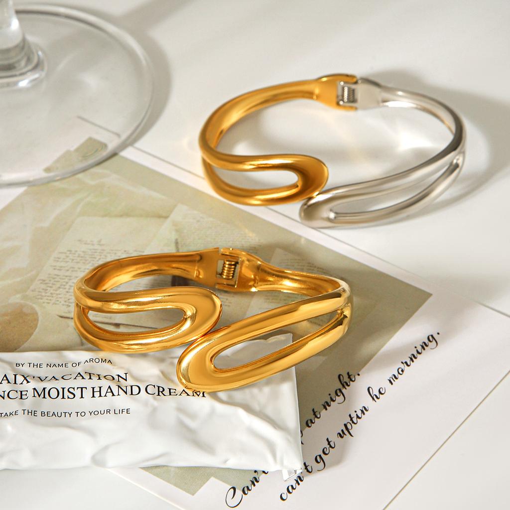 Color-block open bangle, non-fading jewelry, light luxury high-end gold titanium steel bracelet