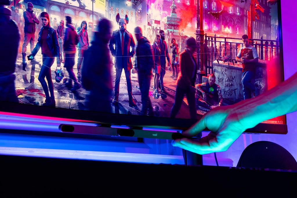 Tobii Gaming Eye Tracker Mounting Kit Flex Mount and Metal Plate Mounts