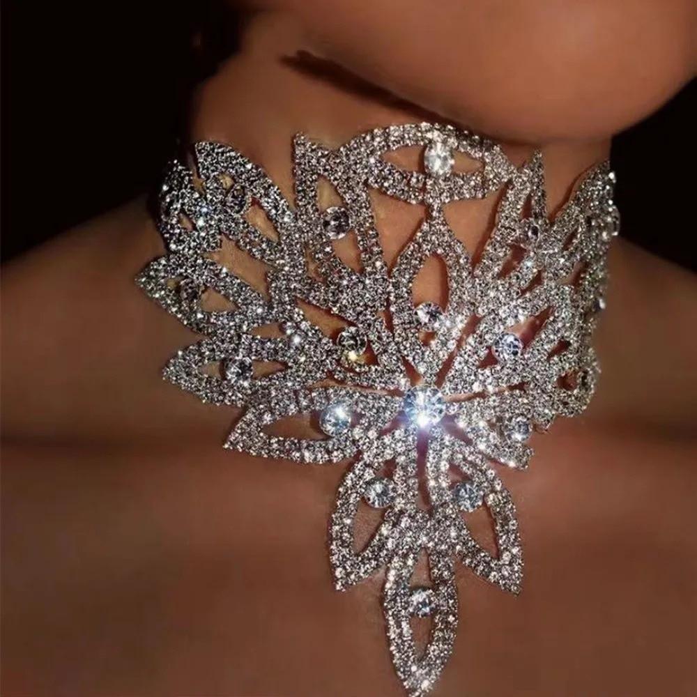 Shiny Rhinestone Choker Necklace Adjustable Bridal Necklace Lockbone Chain for Women