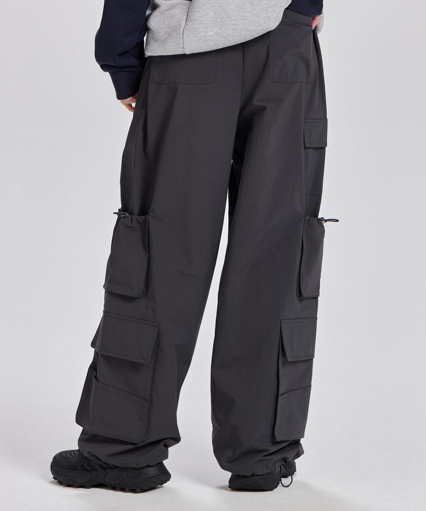 REEBOK Multi-Pocket Cargo Pants (W) - Charcoal